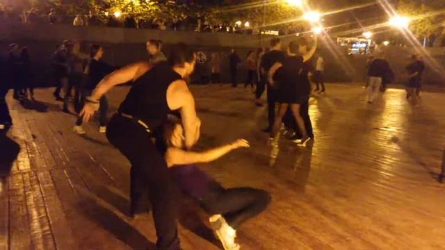 Хастл на набережной