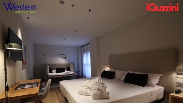 What's New in Lighting & Controls? A Closer Look at the iGuzzini Laser Blade Series смотреть онлайн