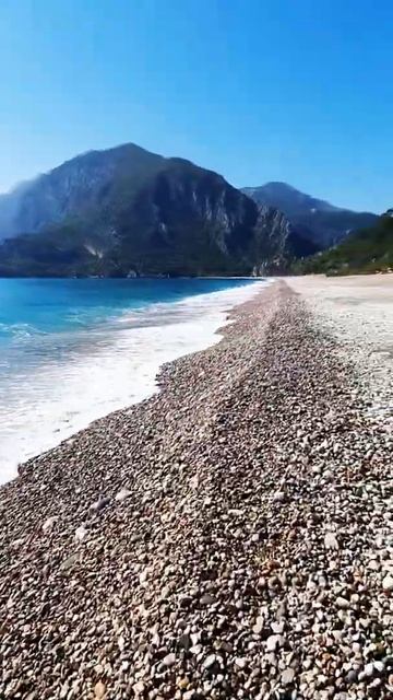 Звуки Средиземного моря. Шум волн на побережье Турции #shorts смотреть онлайн