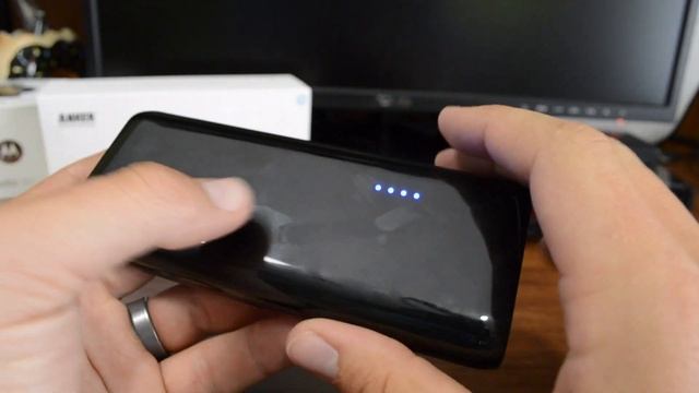 Best portable battery? - Anker 2nd Gen Astro E5 16000mAh External Battery смотреть онлайн