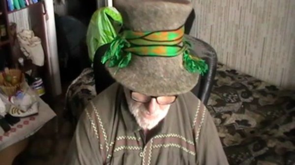 МЕЖ КРУТЫХ БЕРЕЖКОВ_cut_001