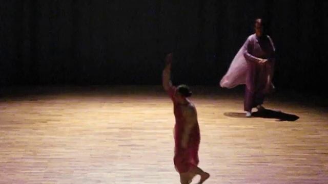 Eurythmie-Ensemble Punkt.um: Arvo Pärt Fratres смотреть онлайн