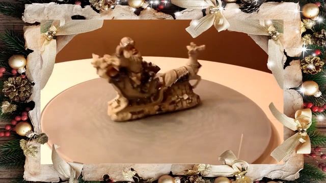 Вращающийся подуим - прекрасная основа для новогодних украшений :) смотреть онлайн