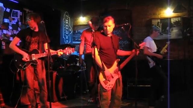 Группа «Закон Мерфи» в пивбаре «Гвоздь», 10.07.2011 смотреть онлайн