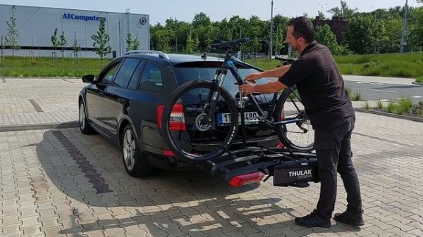 Thule Epos 3, instalace kol na nosič