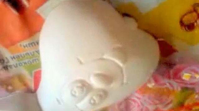 Раскрашиваем гипс.