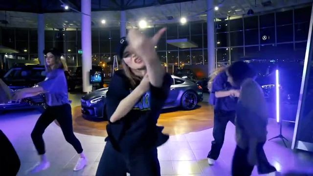 Mercedes Sazonova смотреть онлайн