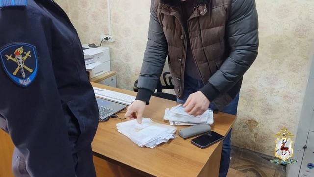 Нижегородский предприниматель выразил благодарность полицейским за возврат похищенных золотых цепей смотреть онлайн