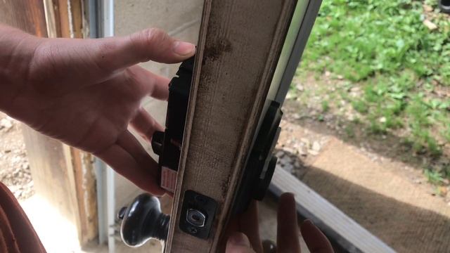 INSTALLING defiant electronic deadbolt, then setting the code (in 3 minutes) home depot смотреть онлайн
