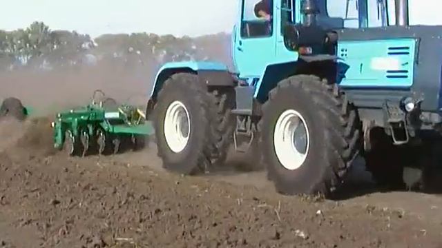 Диско-чизельный агрегат ДИЧ-3.1.avi смотреть онлайн