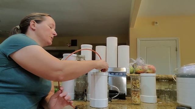 Prepping: 3 Sizes for the PVC Vacuum Jar Chamber Plus Using a Brake Bleeder to Vacuum Seal смотреть онлайн