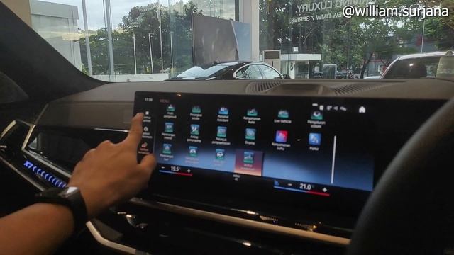 BMW X7 xDrive40i [G07] LCI review - Indonesia смотреть онлайн