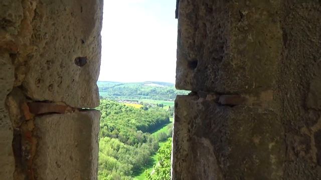 Руины старого замка. RUINE HOMBURG. Old Castle Ruins. Тысячелетняя история. Millennial History