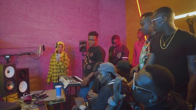 Diamond Platinumz with other fellow artists in Studio (Full behind the scene) смотреть онлайн
