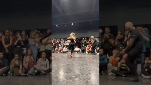 Johnny Vasquez - Luxembourg Unified Dance Festival 2022 - salsa footwork demo смотреть онлайн