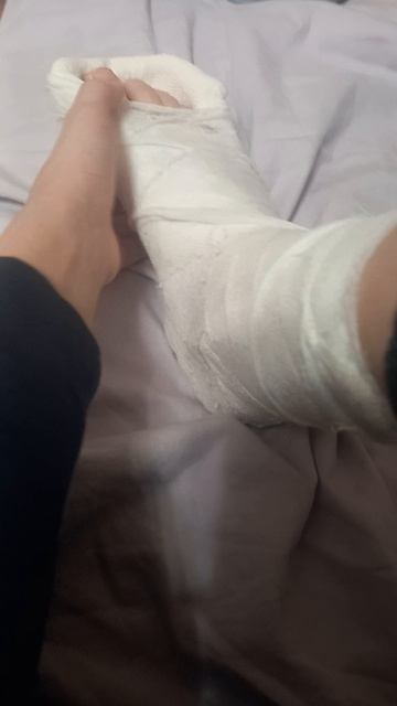 нога смотреть онлайн