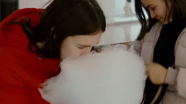 LM: Julia & Masha смотреть онлайн