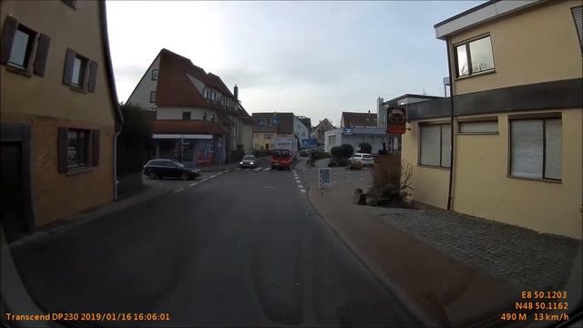 Fast Crash auf der Hauptstrasse смотреть онлайн