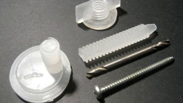 471 Toilet Seat Plastic Bolt Repair. смотреть онлайн