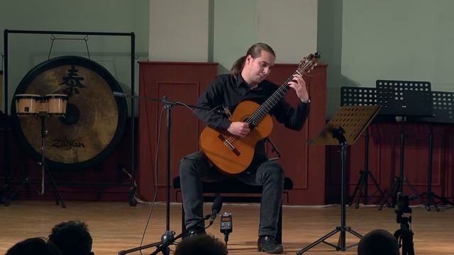 Gábor Hart plays Arthur Honegger - Solo Sonata for Violin, II. Movement смотреть онлайн
