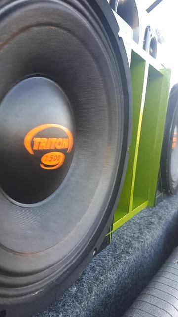 TRITON 1500 - PANCADÃO AUTOMOTIVO - TARAMP'S MD 3000 смотреть онлайн