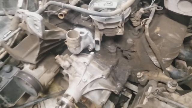 how to remove corroded water pump bolts 5.0L mustang смотреть онлайн