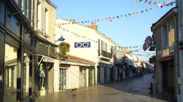 Leica M8.2 (Leica M8) A walk around Saint-Gilles-Croix-de-Vie, France