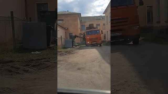 Мусоровоз смотреть онлайн