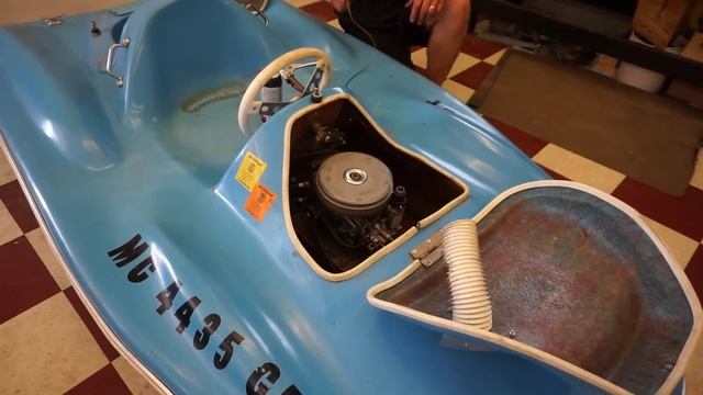 I Bought a 1960's Mini Jet Boat смотреть онлайн