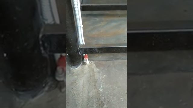 Железный стол для сварочных работ. смотреть онлайн