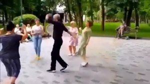 КОГДА ТЫ НА МАШИНЕ,ПРИ ДЕНЬГАХ!!!