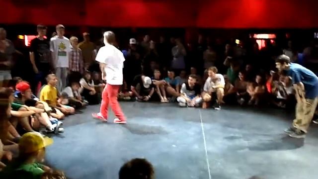 P-Shark vs Squaker (Justice) смотреть онлайн