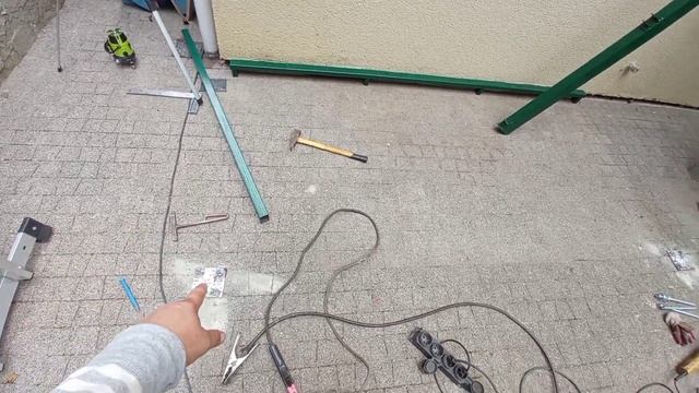 монтаж козырька. как сделать козырёк.