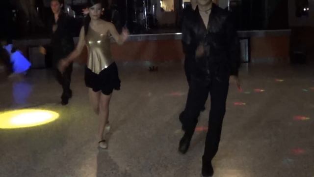 Baile de XV años de Pamela Darian, Salsa (HDR-CX190) смотреть онлайн