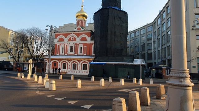 Игнашка и храм Всех Святых на Кулишках связаны старинной городской легендой. смотреть онлайн