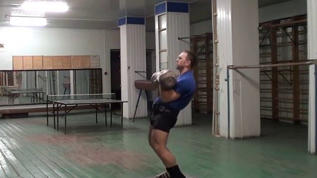 Морозов Игорь 18 февр 2015 - Толчок гирь на скорость