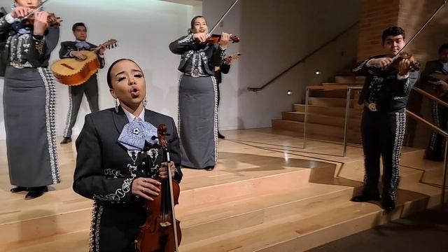 Mother's Day Tribute from UTRGV Mariachi Aztlán and Mariachi Juvenil Aztlán смотреть онлайн