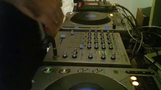 Mini Skirt Riddim 2008 new! смотреть онлайн
