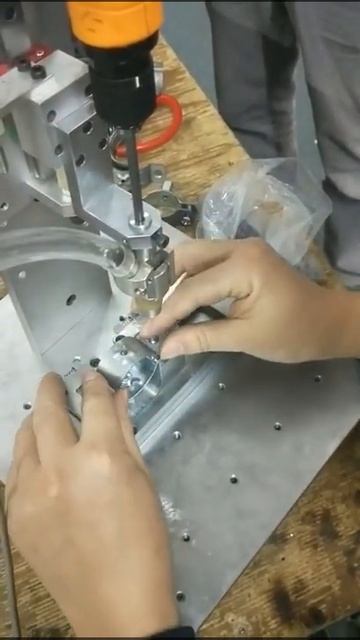 YS L601 screwdrivre machine смотреть онлайн