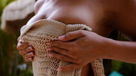 Badscandal Feat Nito Onna Unholy