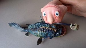 Рыба фонарь ( рыба удильщик, морской черт)  и рыба капля.