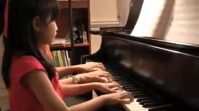 Rio-Leila Piano Duet w Mommy смотреть онлайн