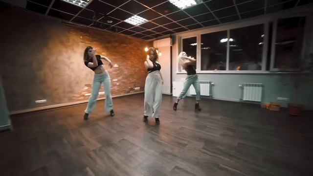 High heels/lady style/dance/choreo by yanachupa смотреть онлайн