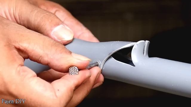 DIY Slingshot - PVC Slingshot Easy To Create смотреть онлайн