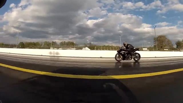 Gsxr 1000 Vs Bmw S1000rr
