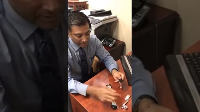 Audi A8 keyfob battery replacement смотреть онлайн