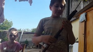 Как сделать оружие из подручных средств