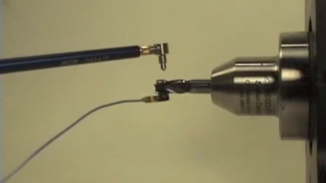 1/4" Tool Tapping смотреть онлайн