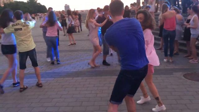 Salsa Open Air Event In Dnipro 2019 (El Niño Y La Verdad)