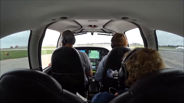 Flying to Kentucky with Rita смотреть онлайн